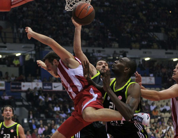 施洛特贝克：德国杯出局让我很痛苦；今天我们没给霍村机会（施洛特贝克：德国杯淘汰让我痛心，今夜几乎不给霍村任何机会）