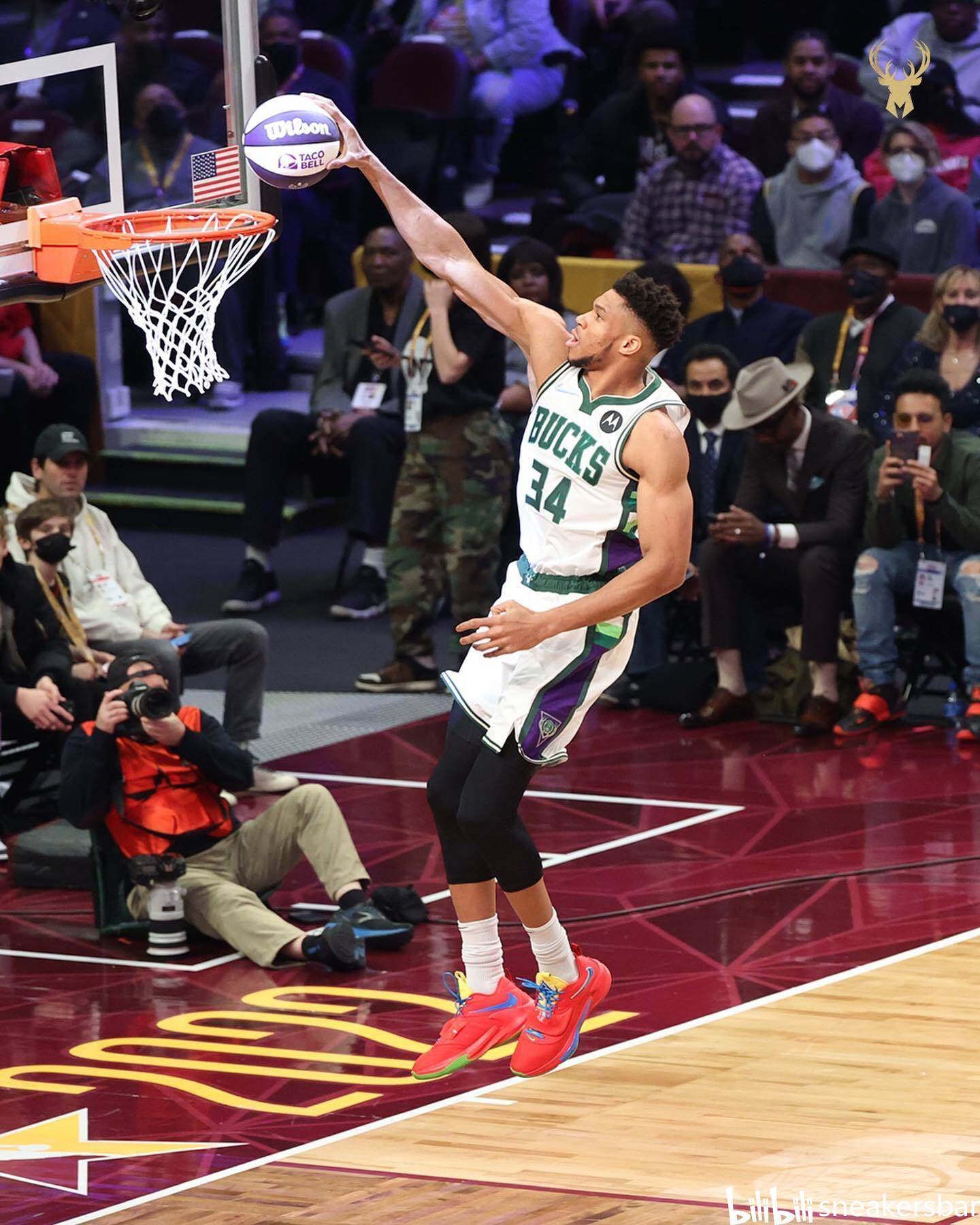 米体：罗马想冬窗租借齐尔克泽，若晋级欧冠会自动触发买断（米体：罗马计划冬窗先租齐尔克泽，晋级欧冠即自动执行买断条款）