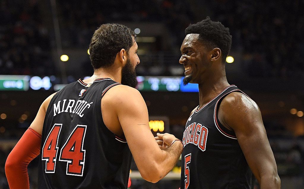 姆巴佩欧冠生涯已5次戴帽，仅次于梅西、C罗和莱万（姆巴佩欧冠已5次上演帽子戏法，仅次于梅西、C罗与莱万）