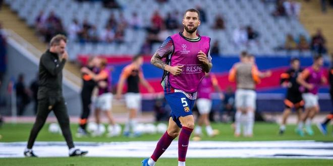 恩佐：曾亲自给凯塞多打过电话；对此前“歧视”歌曲感到抱歉（恩佐：曾亲自致电凯塞多，并为此前带有歧视意味的歌曲致歉）