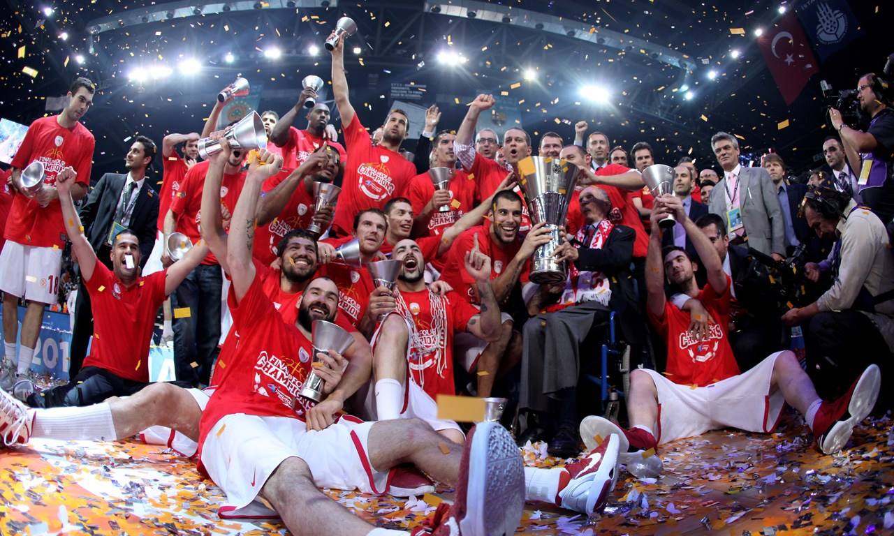 安东尼奥：王钰栋身体和精神都很疲劳，我们决定让他休息（安东尼奥：王钰栋身心俱疲，决定让他暂时休战）