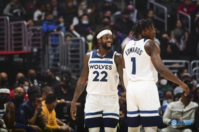 穆里尼奥：执教与评论教练是两回事，而评论别人总是容易的（穆里尼奥：执教与评教两码事，议论他人永远更容易）