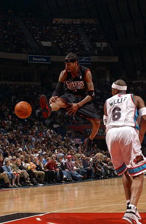 马德兴：海港队低调埋头干事，球迷不树敌，这是中超需要的（马德兴评海港：低调务实、球迷不树敌，正合中超之需）