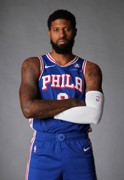 帕利尼亚：我在热刺很开心；对阵枪手压力可能更多在他们那边（帕利尼亚：在热刺很快乐，面对阿森纳压力可能更多落在他们身上）